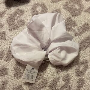 Alo Yoga white scrunchie